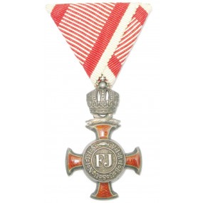 Silbernes Verdienstkreuz mit Krone