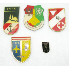 5 Stück div. Truppenkörperabzeichen des österreichischen Bundesheeres