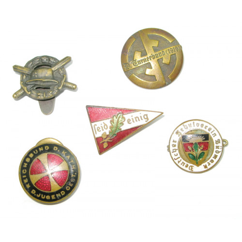 1. Republik Österreich, 5 Verschiedene Mitgliedsabzeichen